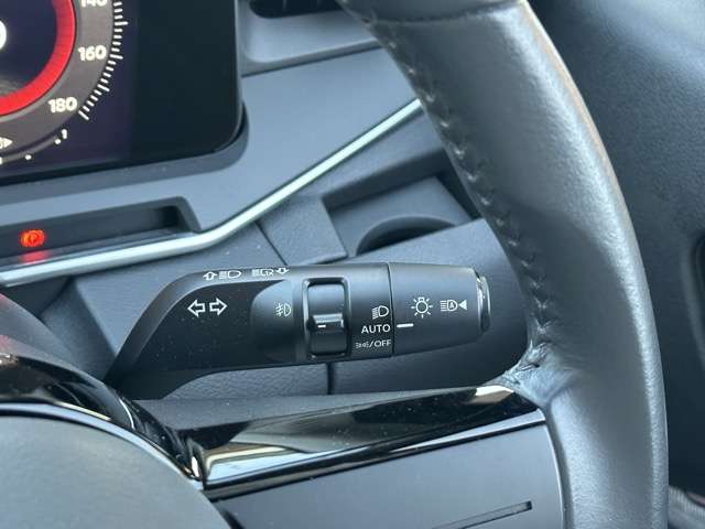 日産 ノートオーラ １．２ Ｇ レザーエディション R5年 (東海) 99