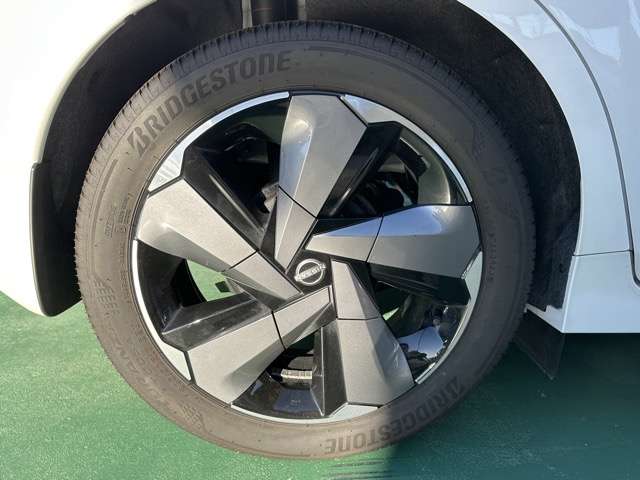 日産 ノートオーラ １．２ Ｇ レザーエディション R5年 (東海) 99