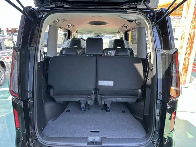 日産 セレナ １．４ Ｅ－ＰＯＷＥＲ ハイウェイスターＶ R7年 (東海) 99