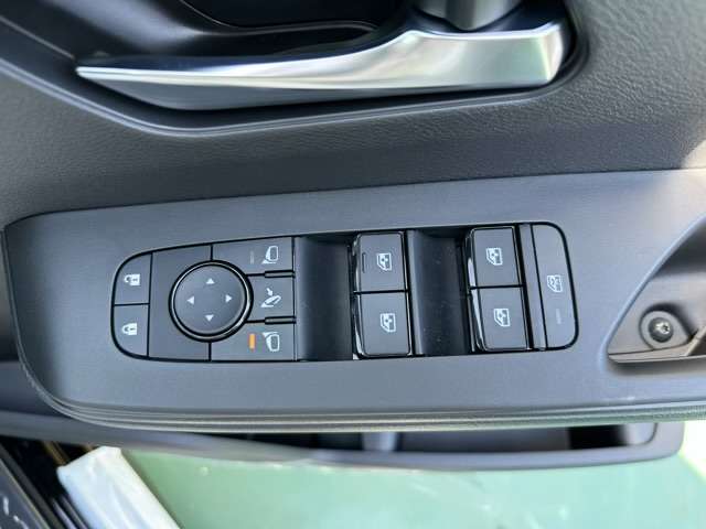 日産 セレナ １．４ Ｅ－ＰＯＷＥＲ ハイウェイスターＶ R7年 (東海) 99