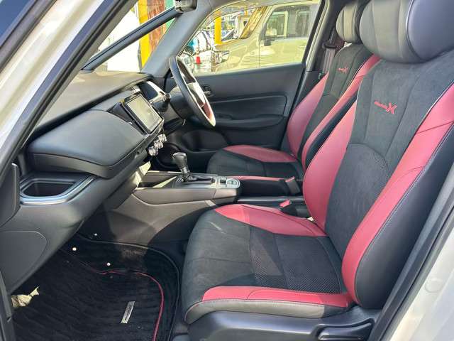 ホンダ フィット　ハイブリッド １．５ Ｅ：ＨＥＶ モデューロＸ R4年 (東海) 99