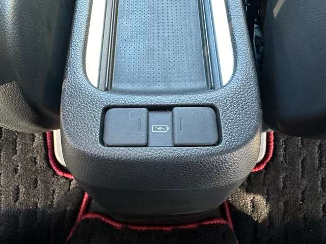 ホンダ フィット　ハイブリッド １．５ Ｅ：ＨＥＶ モデューロＸ R4年 (東海) 99