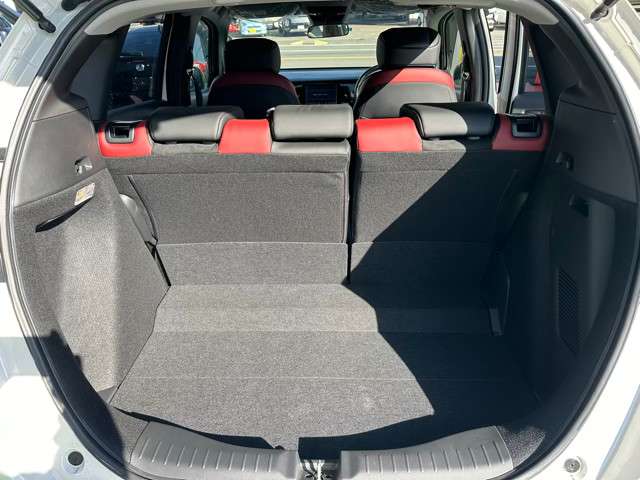 ホンダ フィット　ハイブリッド １．５ Ｅ：ＨＥＶ モデューロＸ R4年 (東海) 99