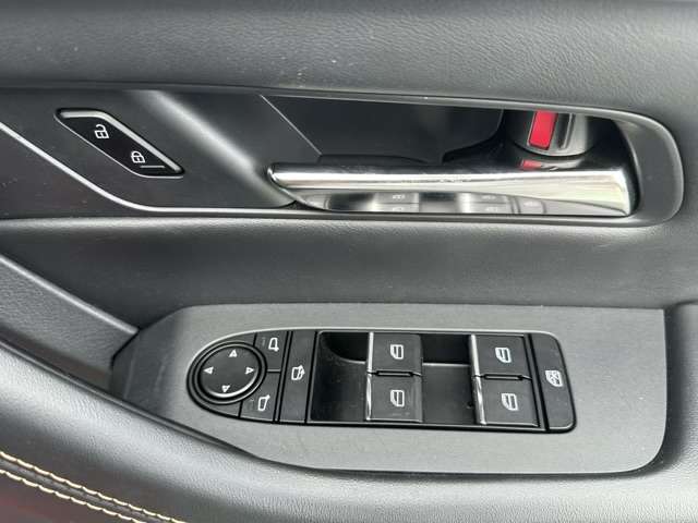 マツダ ＣＸ−６０ ３．３ ＸＤ Ｌパッケージ ディーゼルターボ ４ＷＤ R5年 (東海) 99