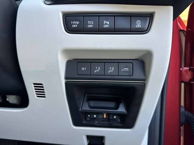 マツダ ＣＸ−６０ ３．３ ＸＤハイブリッド プレミアム モダン ディーゼルターボ ４ＷＤ R4年 (東海) 99