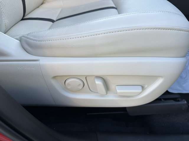 マツダ ＣＸ−６０ ３．３ ＸＤハイブリッド プレミアム モダン ディーゼルターボ ４ＷＤ R4年 (東海) 99