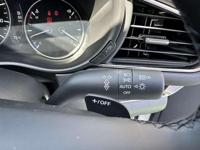 マツダ ＣＸ−３０ １．８ ＸＤ ブラックトーンエディション ディーゼルターボ R6年 (東海) 99