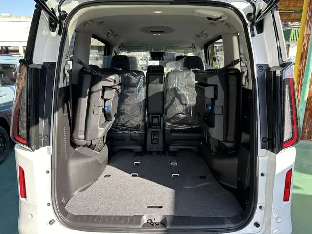 日産 セレナ １．４ Ｅ－ＰＯＷＥＲ ハイウェイスターＶ R6年 (東海) 99