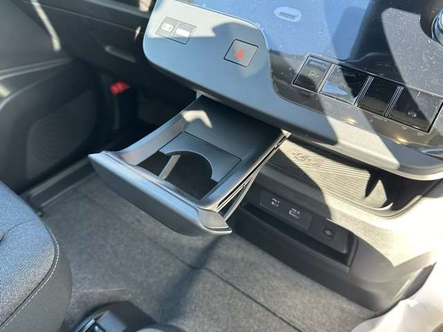 日産 セレナ １．４ Ｅ－ＰＯＷＥＲ ハイウェイスターＶ R6年 (東海) 99