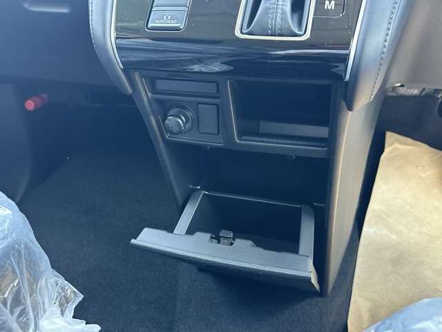 三菱 デリカ　Ｄ：５ ２．２ Ｐ ディーゼルターボ ４ＷＤ R6年 (東海) 99