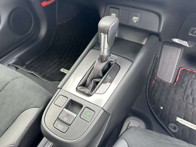 ホンダ フィット　ハイブリッド １．５ Ｅ：ＨＥＶ モデューロＸ R3年 (東海) 99