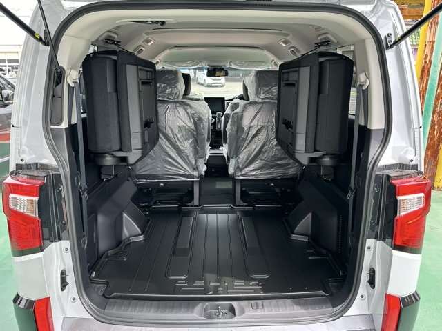 三菱 デリカ　Ｄ：５ ２．２ シャモニー 電動サイドステップ装着車 ディーゼルターボ ４ＷＤ R6年 (東海) 99