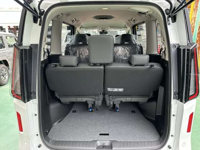 日産 セレナ １．４ Ｅ－ＰＯＷＥＲ ハイウェイスターＶ R7年 (東海) 99