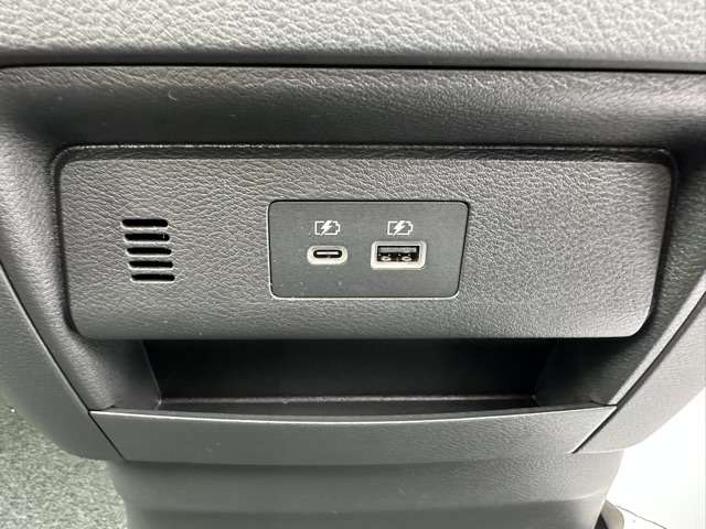 日産 セレナ １．４ Ｅ－ＰＯＷＥＲ ハイウェイスターＶ R7年 (東海) 99