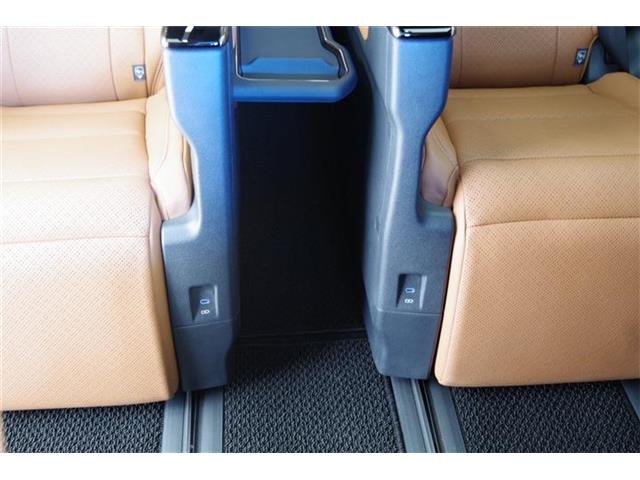 トヨタ ヴェルファイア ２．４ Ｚプレミア R7年 (東海) 99