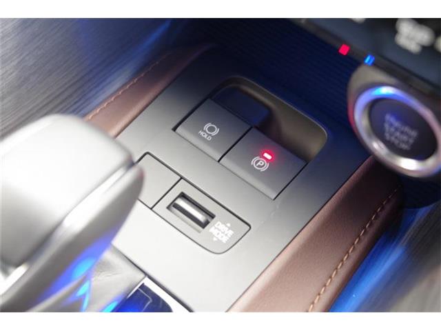 トヨタ ハリアー ２．０ Ｚ レザーパッケージ R6年 (東海) 99