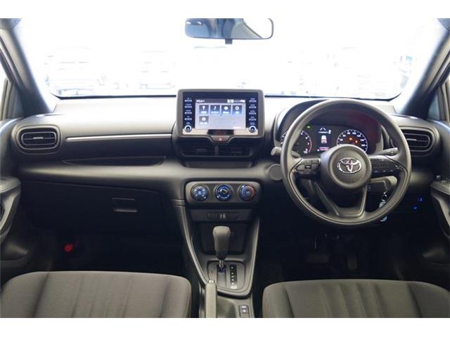 トヨタ ヤリス １．０ Ｘ R5年 (東海) 99