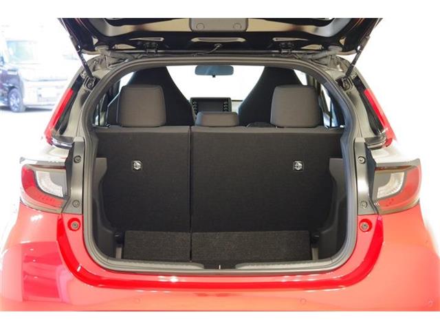 トヨタ ヤリス １．０ Ｘ R5年 (東海) 99