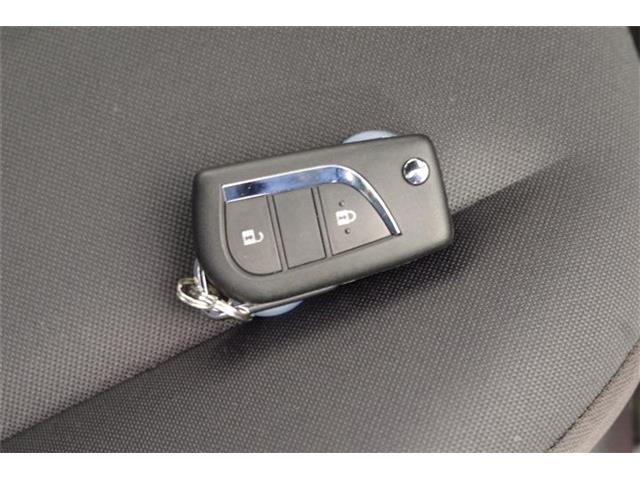 トヨタ ヤリス １．０ Ｘ R5年 (東海) 99