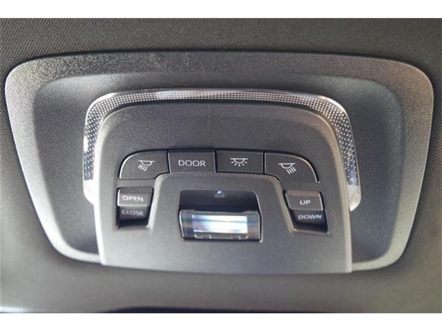 トヨタ クラウン　クロスオーバー　ハイブリッド ２．４ ＲＳ アドバンスト Ｅ－ＦＯＵＲ ＡＤＶＡＮＣＥＤ ４ＷＤ R5年 (東海) 99