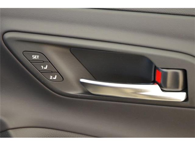 トヨタ クラウン　クロスオーバー　ハイブリッド ２．４ ＲＳ アドバンスト Ｅ－ＦＯＵＲ ＡＤＶＡＮＣＥＤ ４ＷＤ R5年 (東海) 99