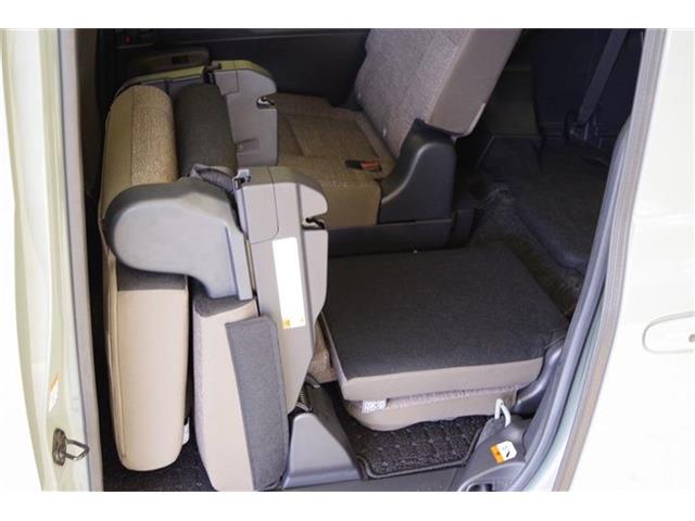 トヨタ シエンタ　ハイブリッド ハイブリッド １．５ Ｚ R5年 (東海) 99