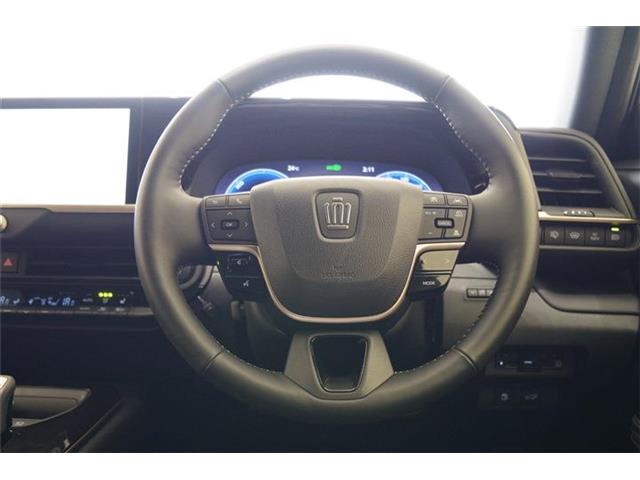 トヨタ クラウン　スポーツ　ハイブリッド ２．５ Ｚ Ｅ－ＦＯＵＲ ４ＷＤ R6年 (東海) 99