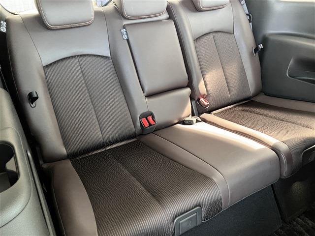 日産 エルグランド ２．５ ２５０ハイウェイスターＳ アーバンクロム R3年 (東海) 99