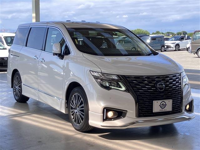 日産 エルグランド ２．５ ２５０ハイウェイスターＳ アーバンクロム R3年 (東海) 99