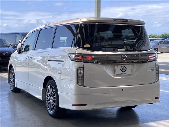 日産 エルグランド ２．５ ２５０ハイウェイスターＳ アーバンクロム R3年 (東海) 99