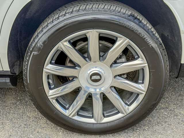 キャデラック エスカレード プラチナム ４ＷＤ R3年 (東海) 99