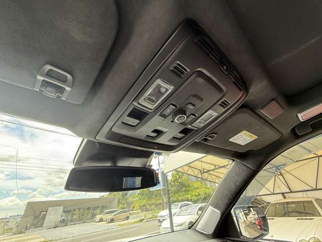 キャデラック エスカレード プラチナム ４ＷＤ R3年 (東海) 99