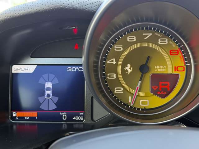 フェラーリ ８１２ スーパーファスト Ｆ１ ＤＣＴ H30年 (東海) 99