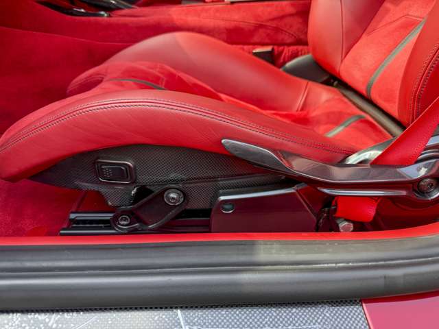 フェラーリ Ｆ１２ベルリネッタ Ｆ１ ＤＣＴ H26年 (東海) 99