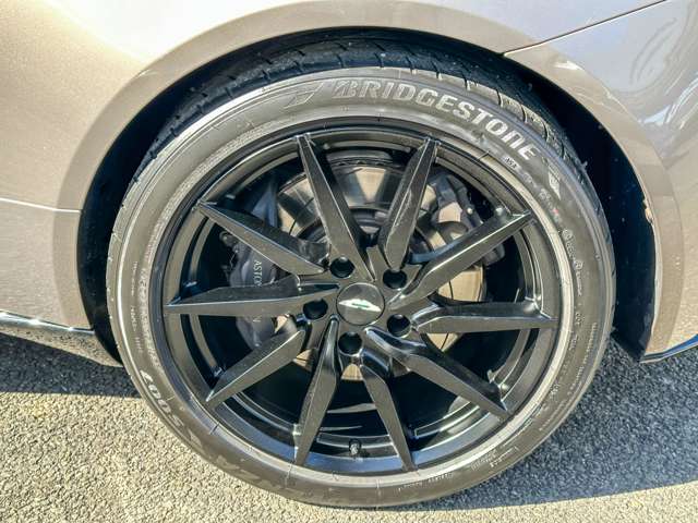 アストンマーティン ＤＢ１１ ローンチエディション H29年 (東海) 99