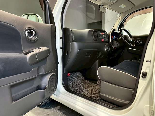 日産 キューブ １．５ １５Ｘ インディゴ ＋プラズマ H24年 (近畿) 99