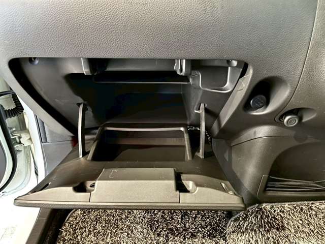 日産 キューブ １．５ １５Ｘ インディゴ ＋プラズマ H24年 (近畿) 99