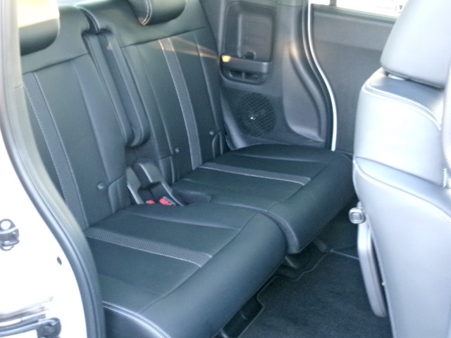 ホンダ Ｎ　ＢＯＸ カスタム ６６０ コーディネートスタイル ２トーン R6年 (東北) 99