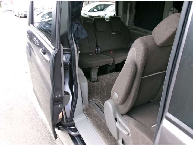 ホンダ ステップワゴン １．５ Ｇ ホンダ センシング R1年 (東北) 99
