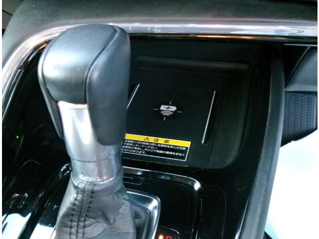 ホンダ ヴェゼル １．５ Ｅ：ＨＥＶ Ｚ R4年 (東北) 99