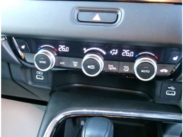 ホンダ ヴェゼル １．５ Ｅ：ＨＥＶ Ｚ R4年 (東北) 99