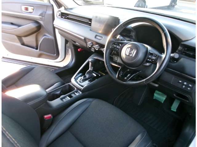 ホンダ ヴェゼル １．５ Ｅ：ＨＥＶ Ｚ R4年 (東北) 99