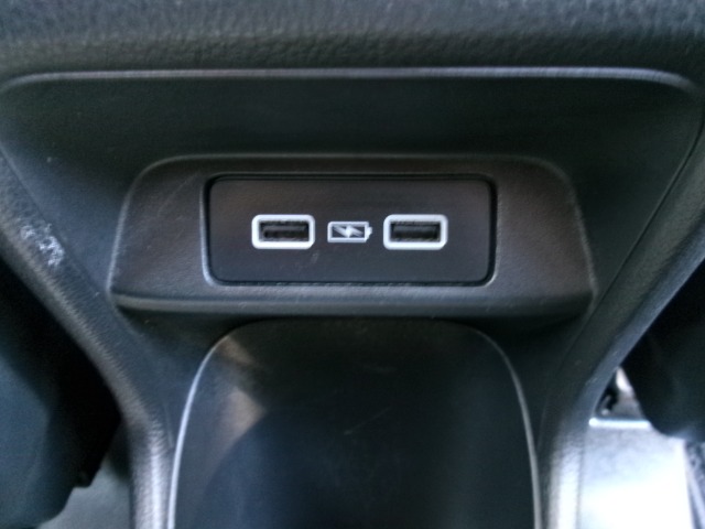 ホンダ ヴェゼル １．５ Ｅ：ＨＥＶ Ｚ R3年 (東北) 99