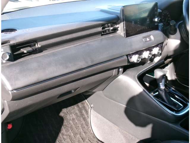 ホンダ ヴェゼル １．５ Ｅ：ＨＥＶ Ｚ R3年 (東北) 99