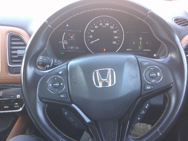 ホンダ ヴェゼル １．５ ハイブリッド Ｘ ホンダセンシング R1年 (東北) 99