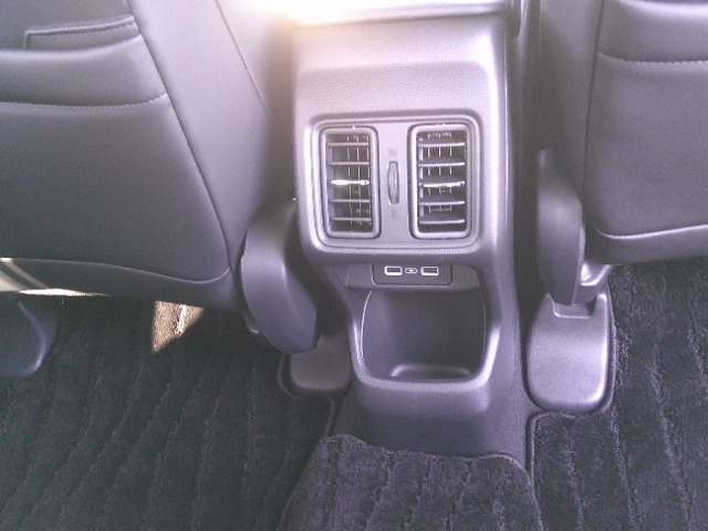 ホンダ ヴェゼル １．５ Ｅ：ＨＥＶ Ｚ R5年 (東北) 99