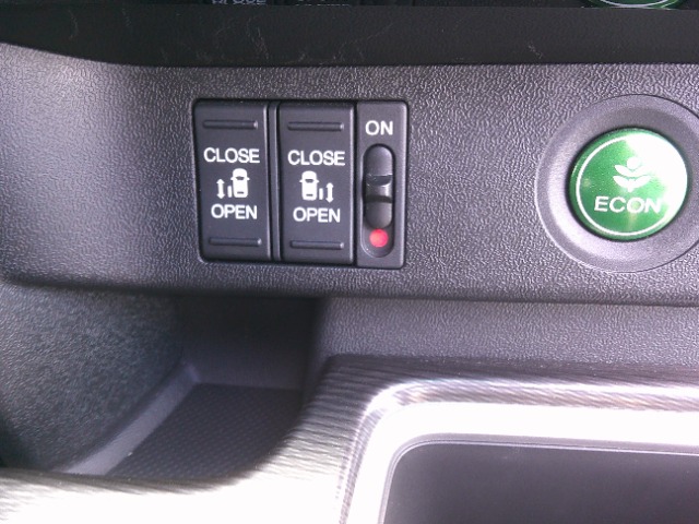 ホンダ ステップワゴン　ハイブリッド ２．０ Ｅ：ＨＥＶ スパーダ Ｇ ＥＸ ホンダセンシング R3年 (東北) 99