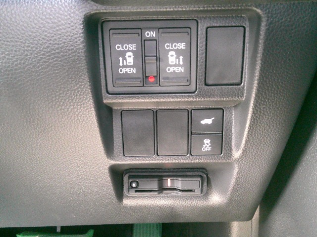 ホンダ ステップワゴン １．５ スパーダ プレミアムライン R6年 (東北) 99