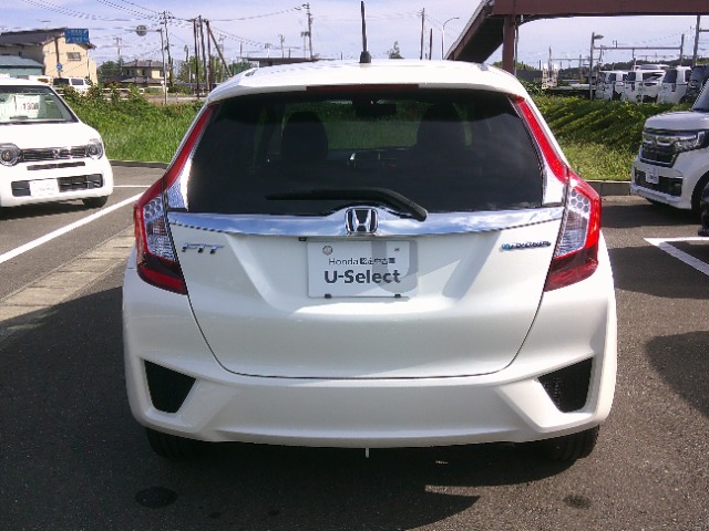 ホンダ フィット　ハイブリッド １．５ ハイブリッド Ｌパッケージ H27年 (東北) 99