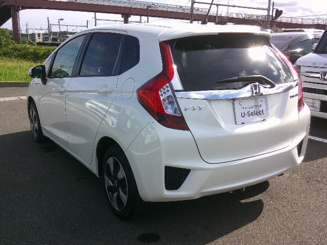 ホンダ フィット　ハイブリッド １．５ ハイブリッド Ｌパッケージ H27年 (東北) 99